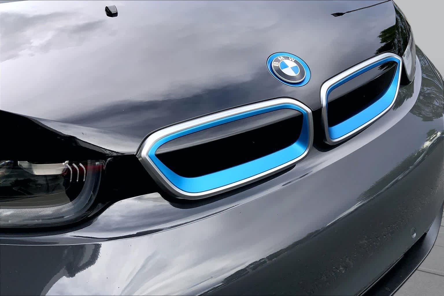 Used 2015 Arravani Gray w/BMW i Frozen Blue Accent BMW  image 29