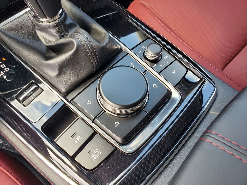 2026 Mazda CX-30 Carbon Edition - Photo 18