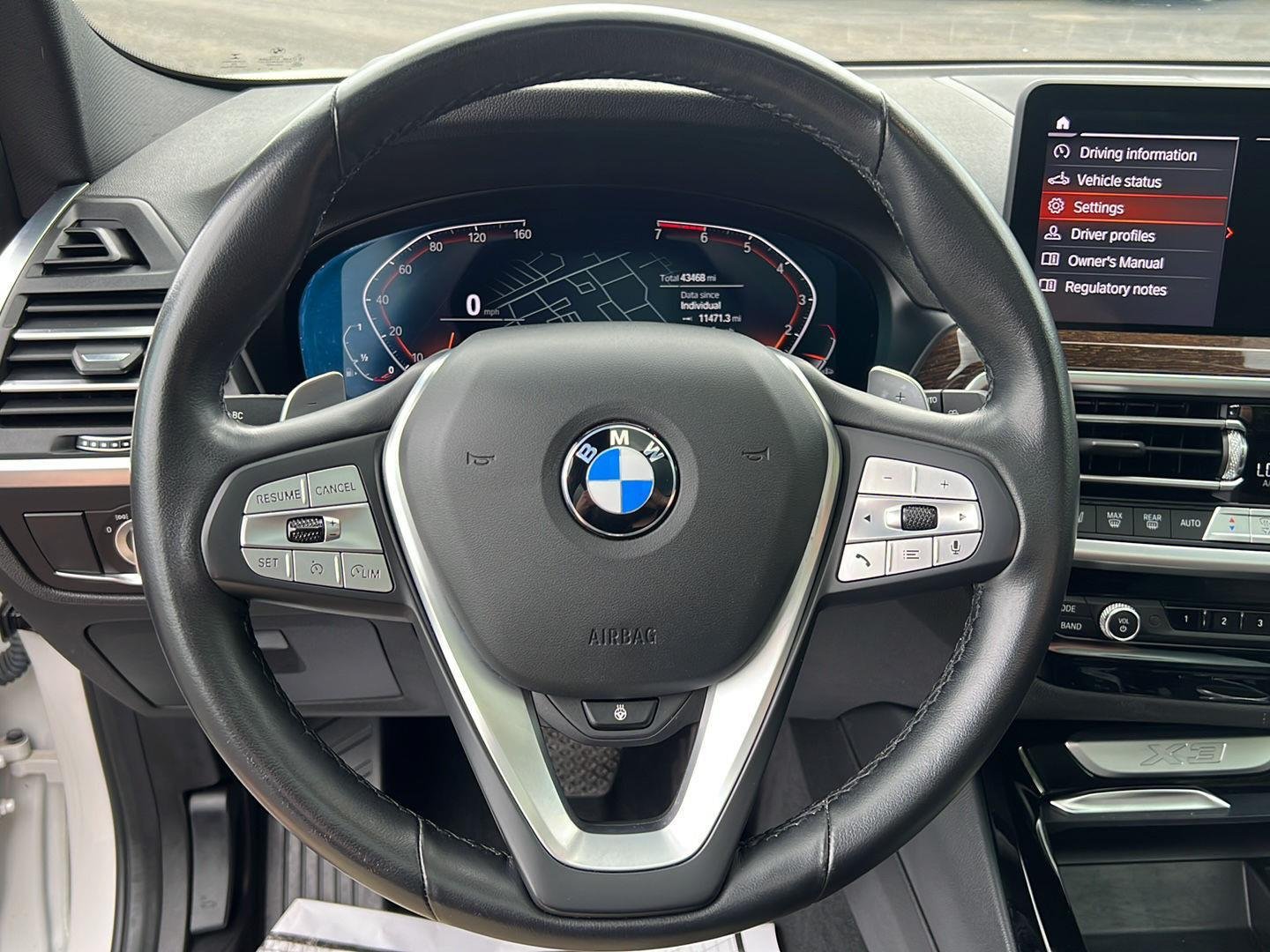 Used 2022 Mineral White Metallic BMW xDrive30i image 9