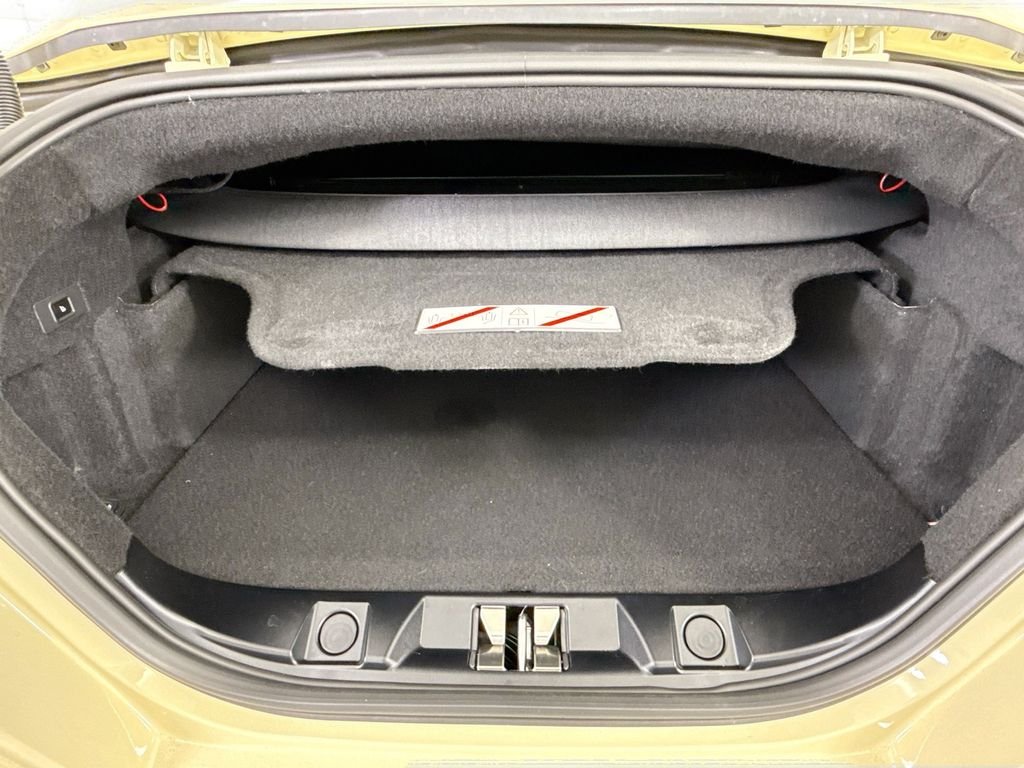Used 2025  Ferrari Base image 33