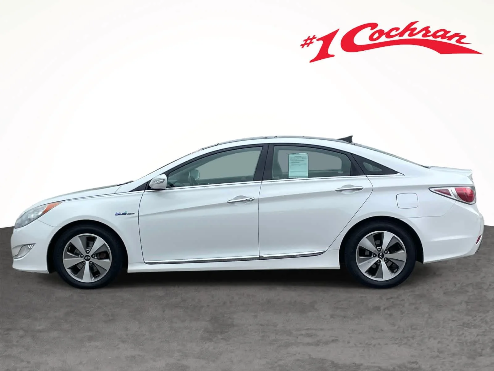 Used 2011 Porcelain White Pearl Hyundai Hybrid image 10