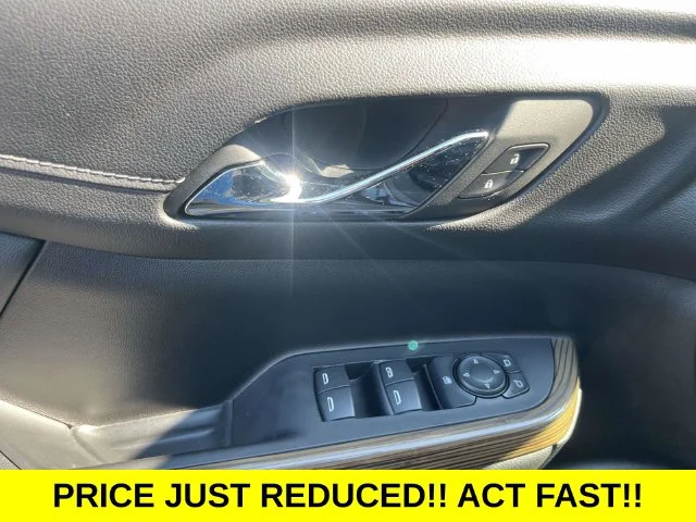 Used 2023 Black GMC SLE image 21