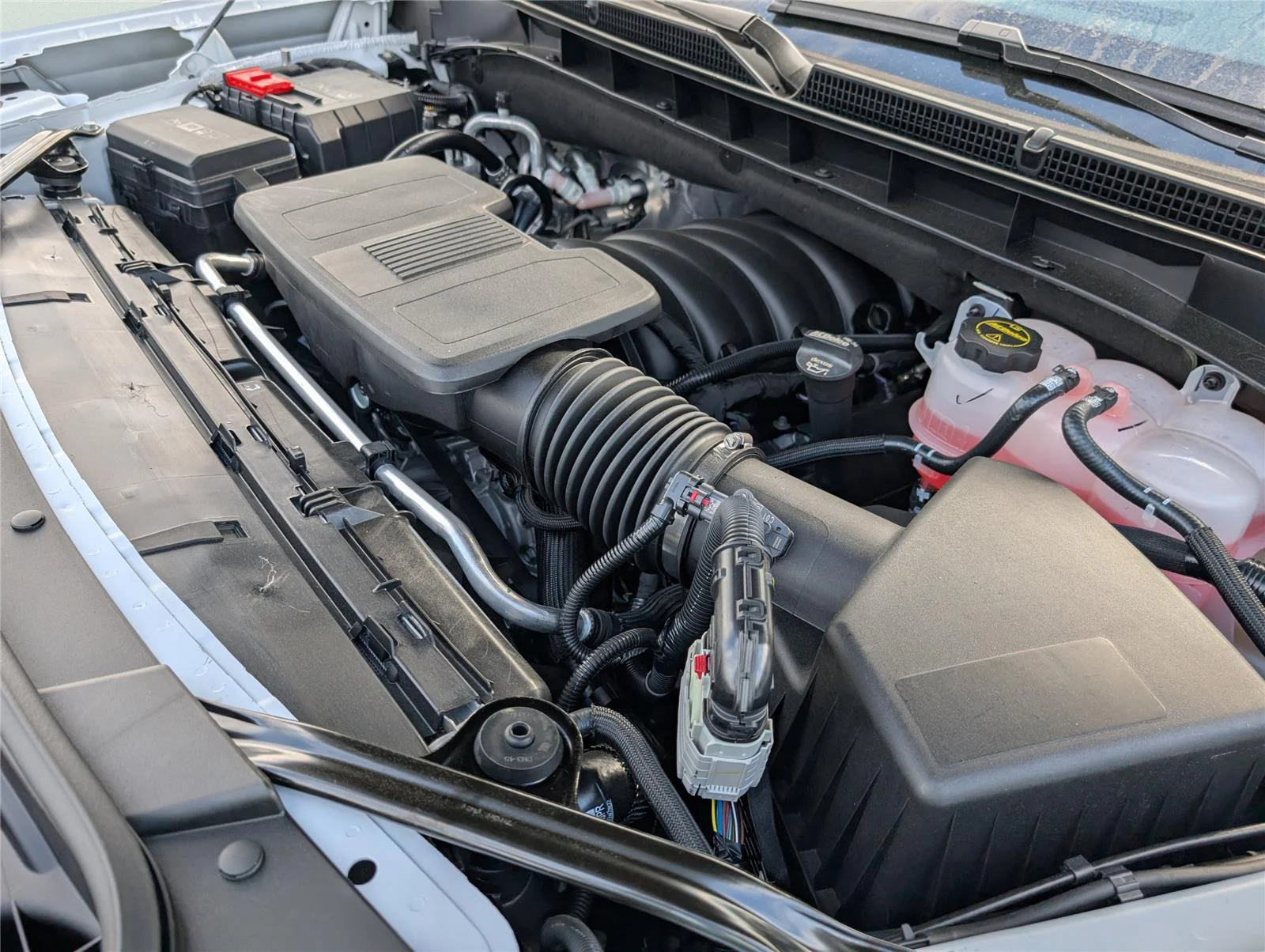 New 2026 Glacier White Tricoat GMC Denali image 14