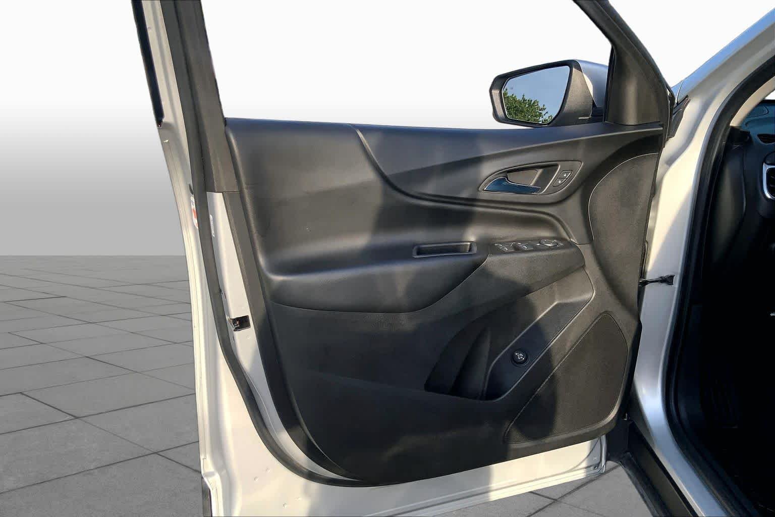 Used 2019 Silver Ice Metallic Chevrolet LT image 20