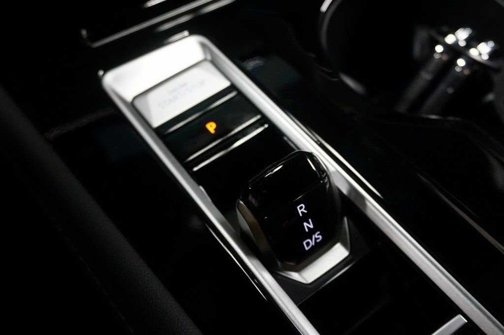 2026 Volkswagen Atlas Cross Sport SEL Premium R-LINE - Photo 19