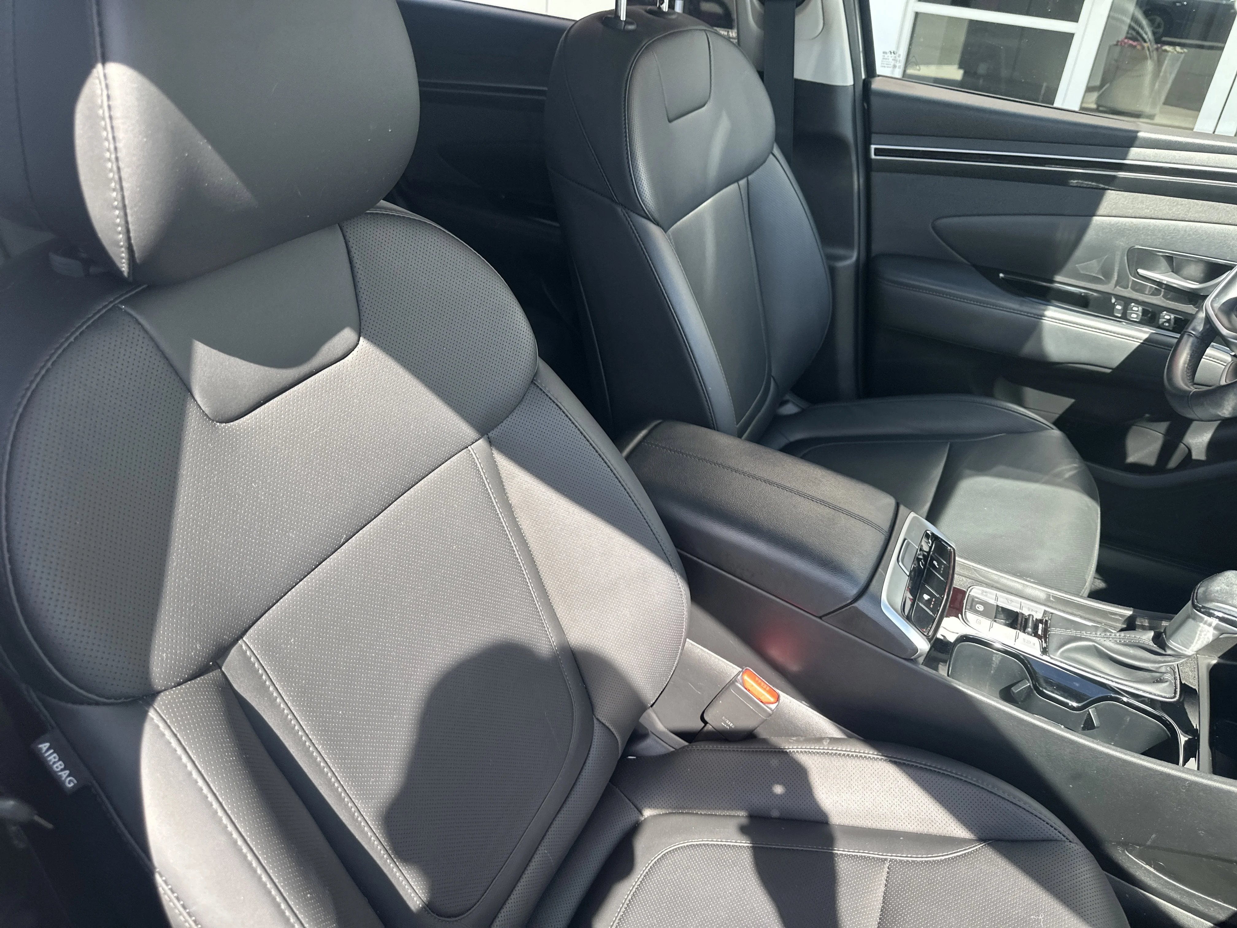 Used 2023 Amazon Gray Hyundai XRT image 32