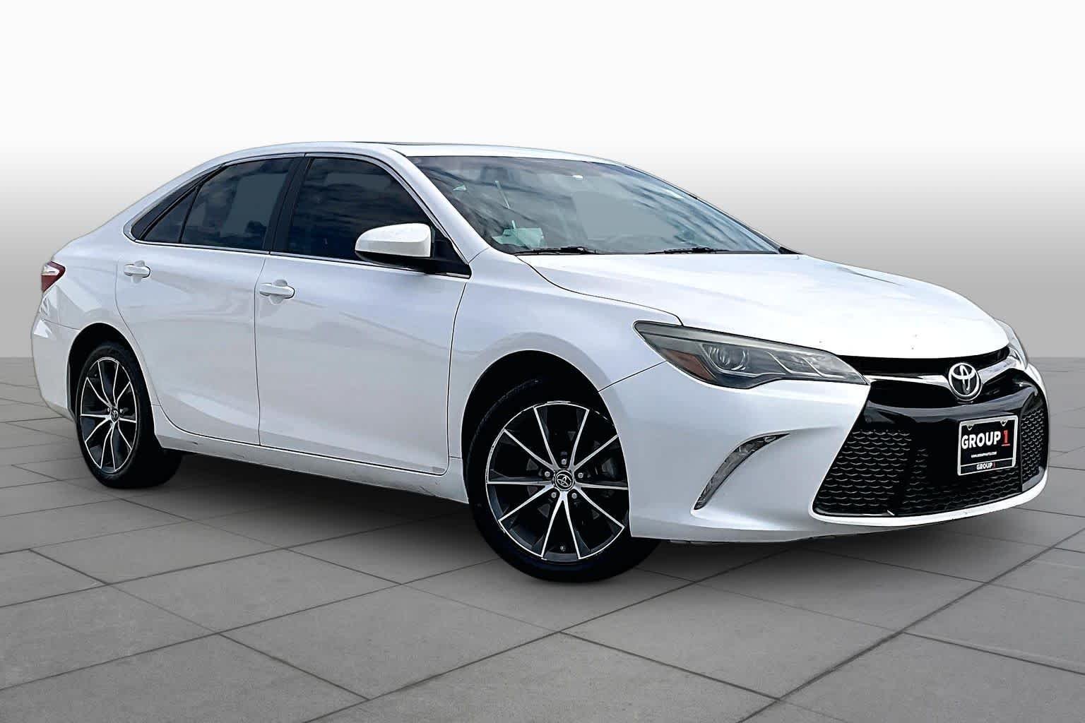 Used 2015 Toyota Camry XSE with VIN 4T1BK1FK2FU554154 for sale in Robstown, TX