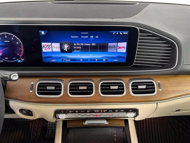 Used 2024 White Mercedes-Benz GLS 450 image 26