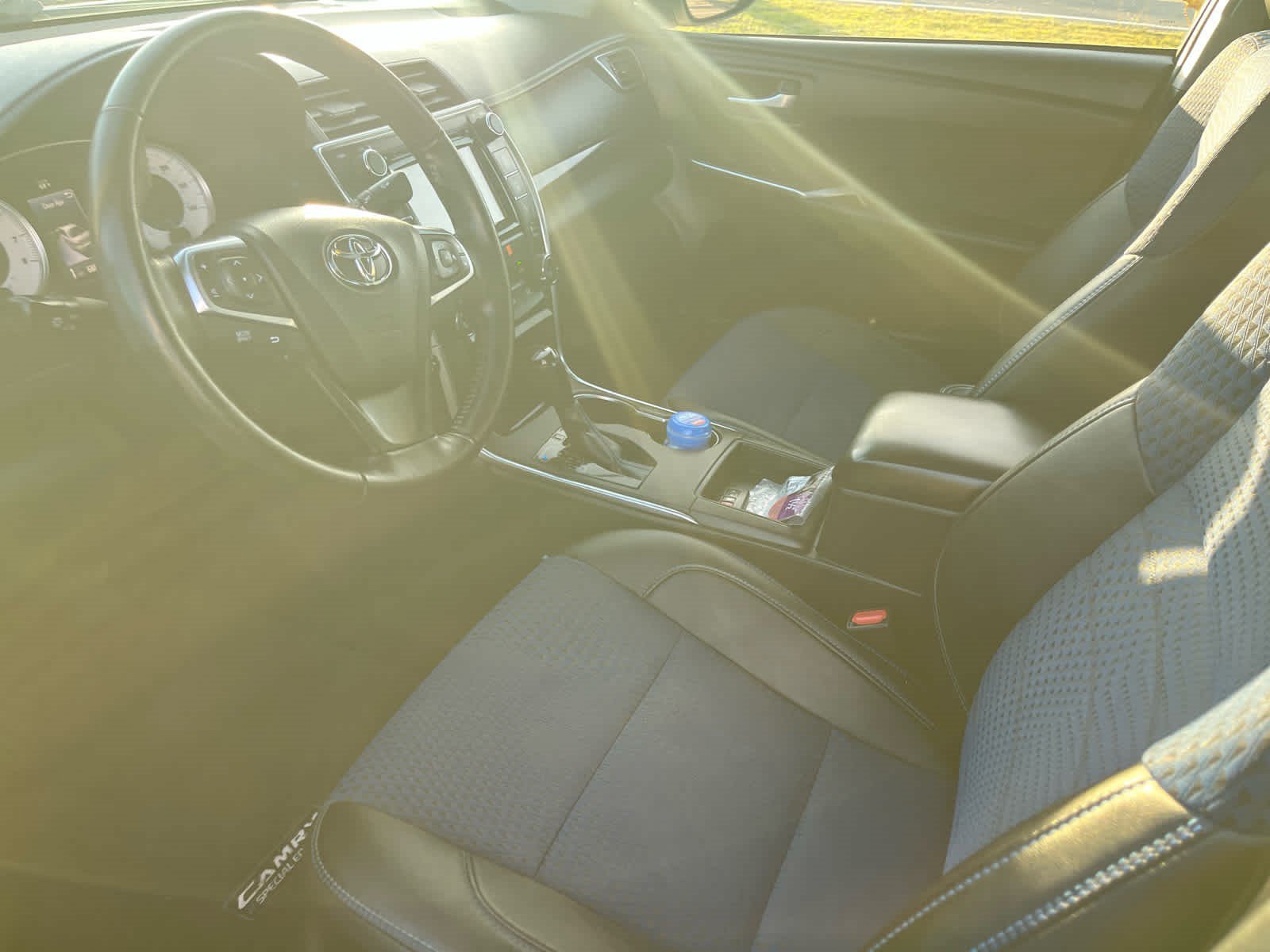 Used 2016 Blizzard Pearl Toyota SE w/Special Edition Pkg image 13