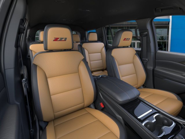 2027 Chevrolet Traverse Z71 - Photo 17