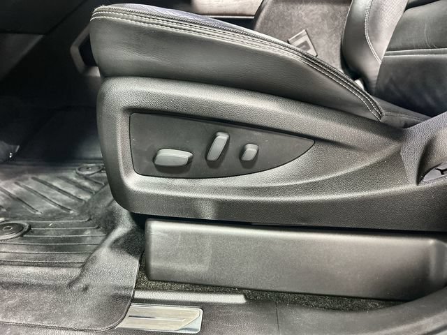 Used 2018 QUICKSILVER METALLIC GMC Denali image 12