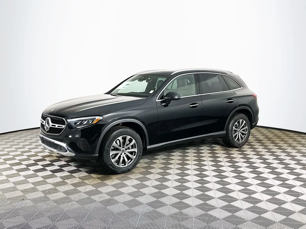 Used 2026 Black Mercedes-Benz GLC 300 image 2