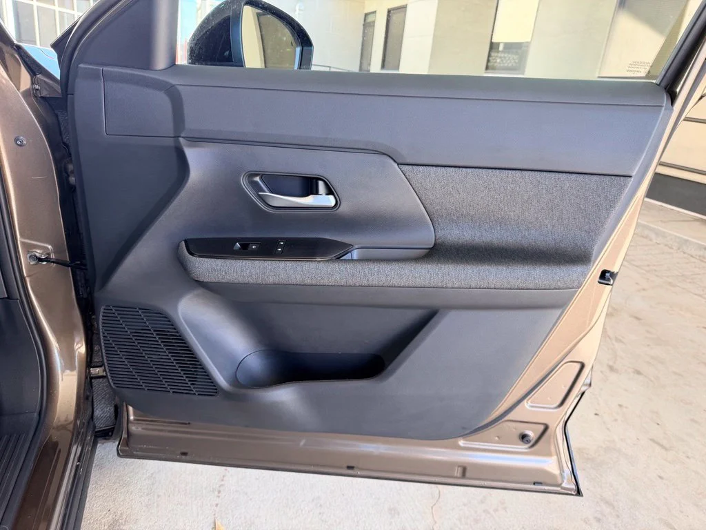 Used 2026 Brown Nissan SV image 35