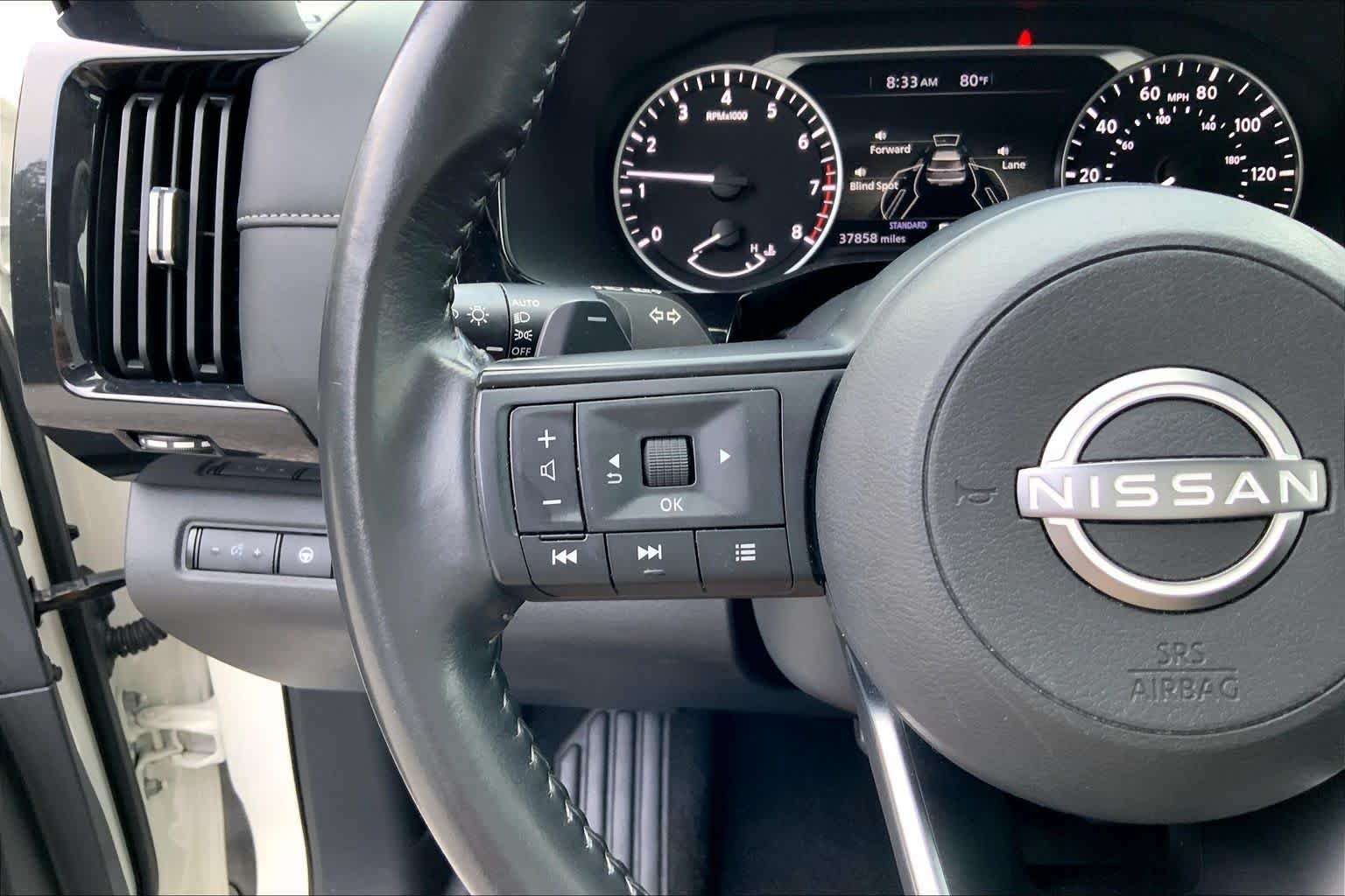 Used 2025 Glacier White Nissan SV image 20