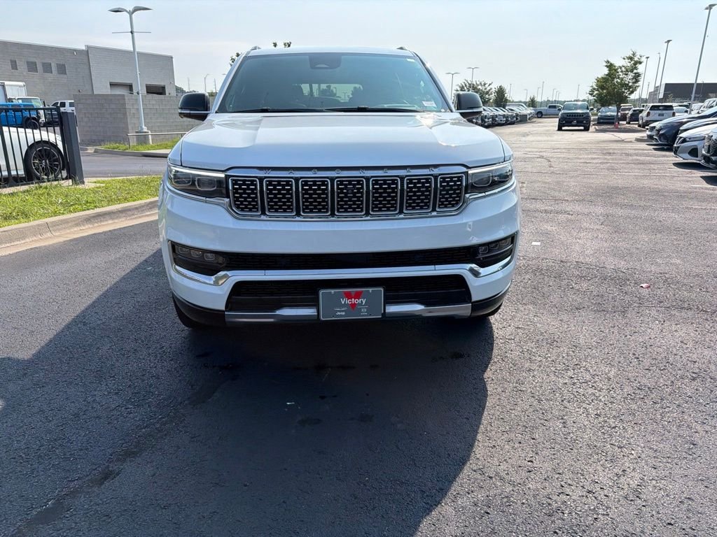 Used 2023 White Jeep Series II image 2