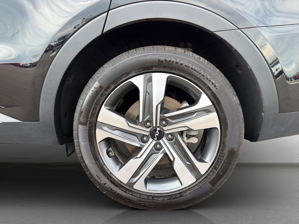 Used 2023 Black Kia SX Prestige image 22