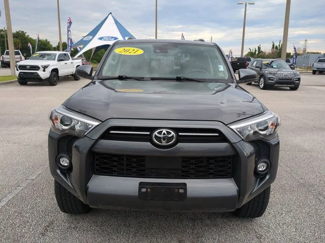 Used 2021 Gray Toyota SR5 image 9