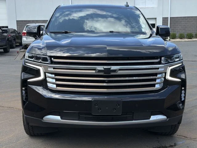Used 2023 Black Chevrolet High Country image 15