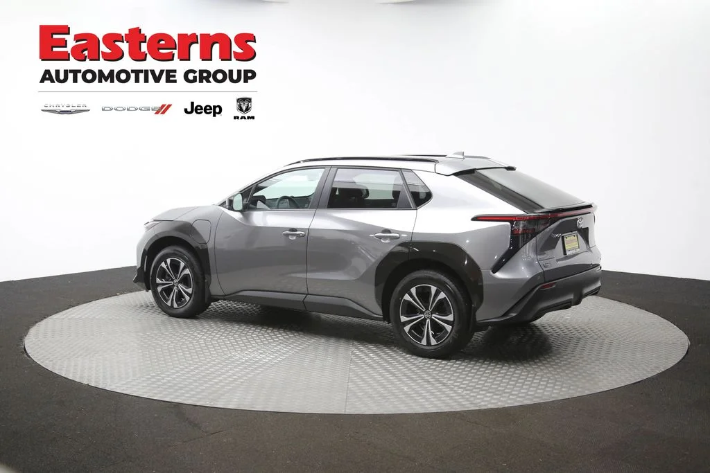Used 2023 Gray Toyota XLE image 61