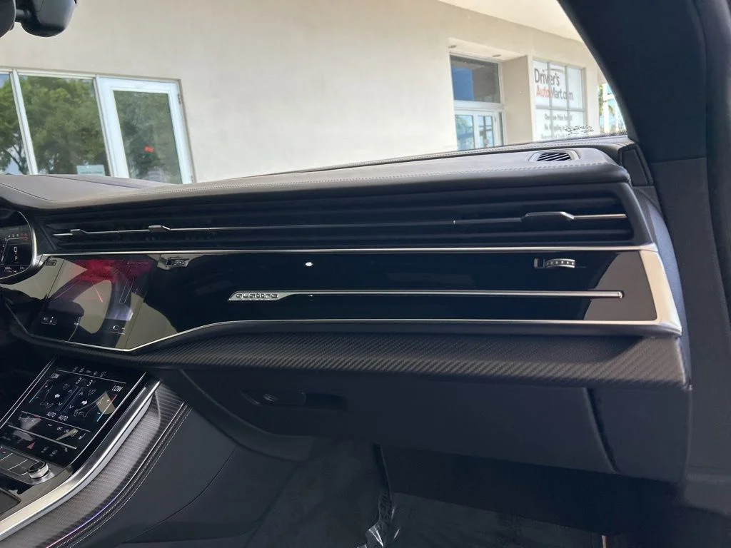 2022 Audi RS Q8 Base - Photo 25