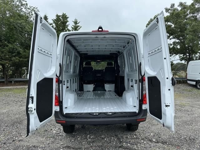 2024 Mercedes-Benz Sprinter Cargo Van Base - Photo 17
