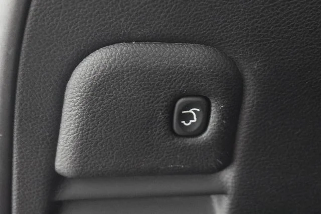 2018 Jeep Grand Cherokee Overland - Photo 24