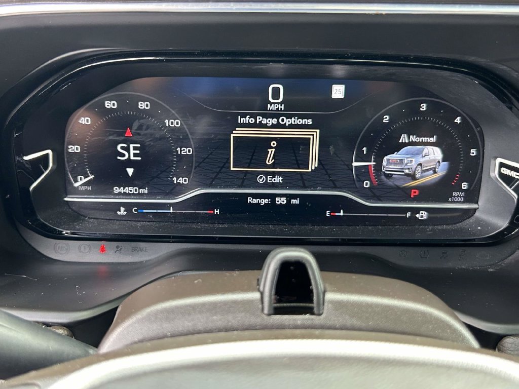 Used 2023 White GMC Denali image 29