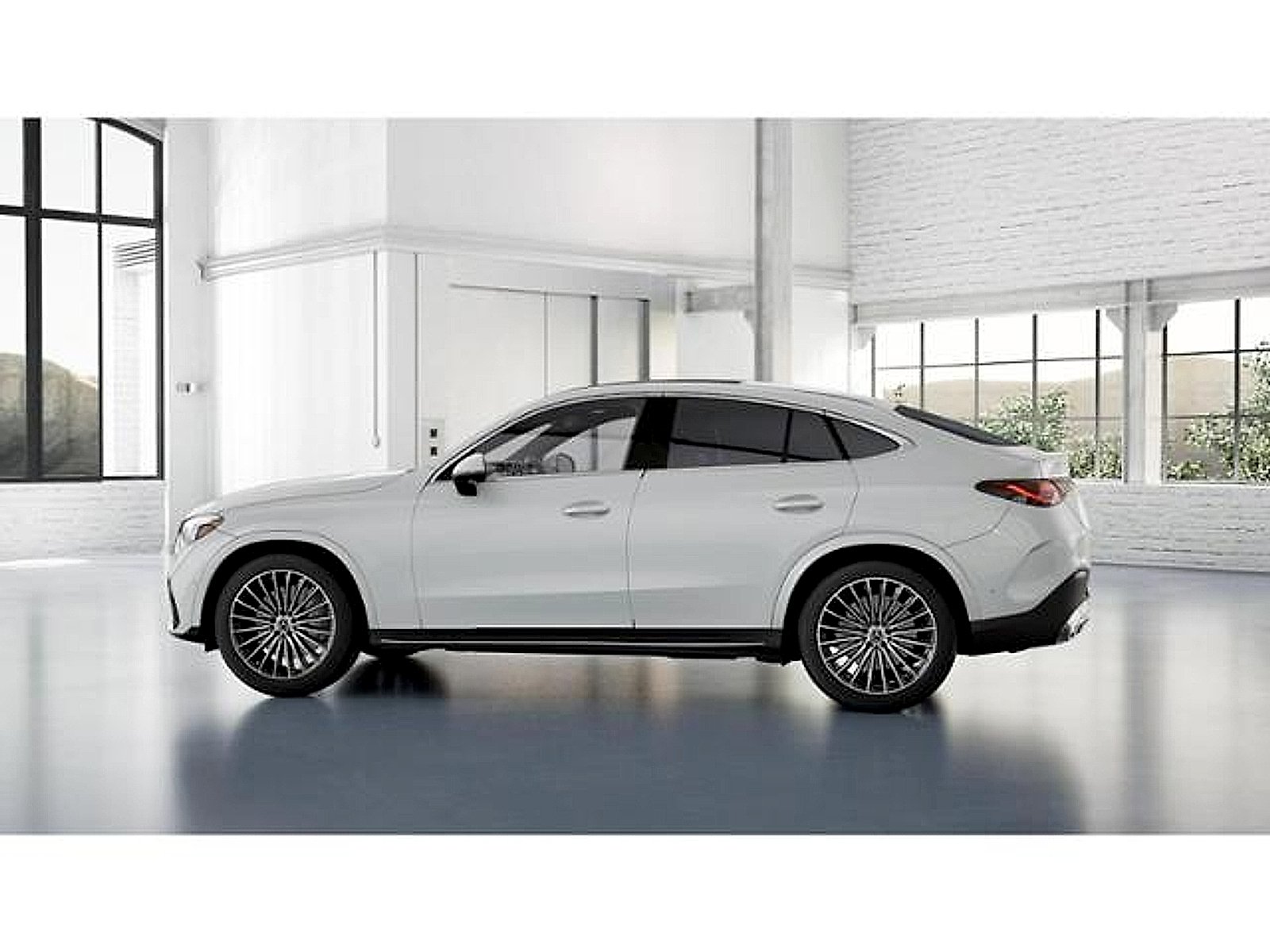 Certified Used 2024 MANUFAKTUR Moonlight White Metallic Mercedes-Benz 4MATIC® image 34