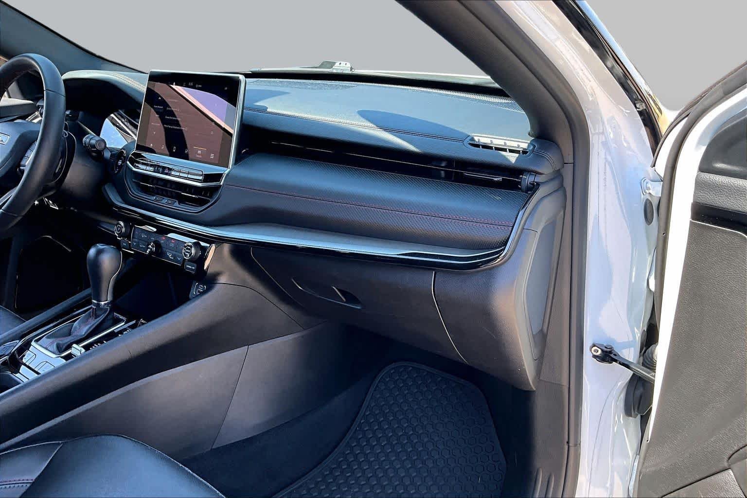 2025 Jeep Compass Trailhawk - Photo 17