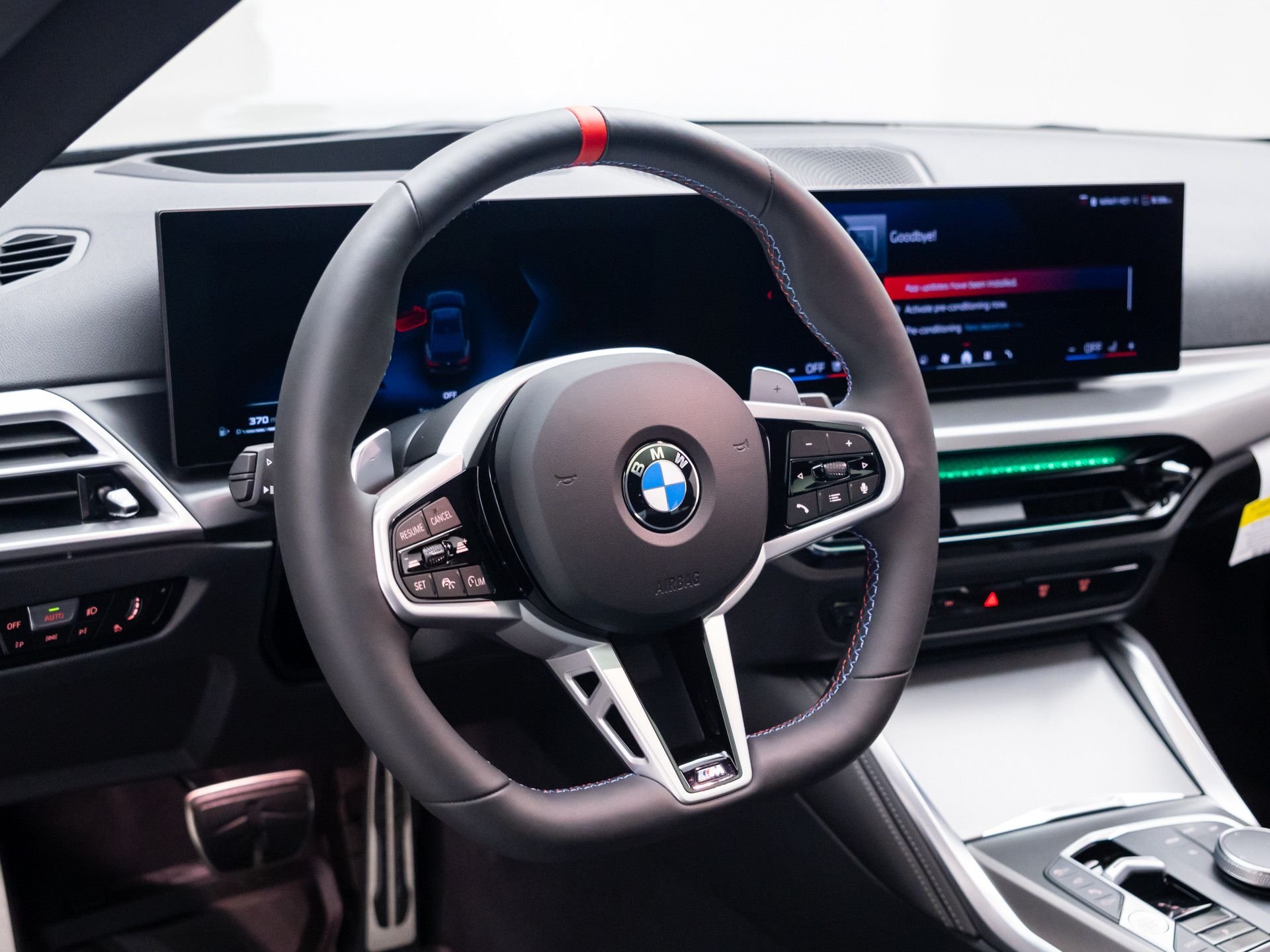 2026 BMW 4 Series M440i - Photo 12