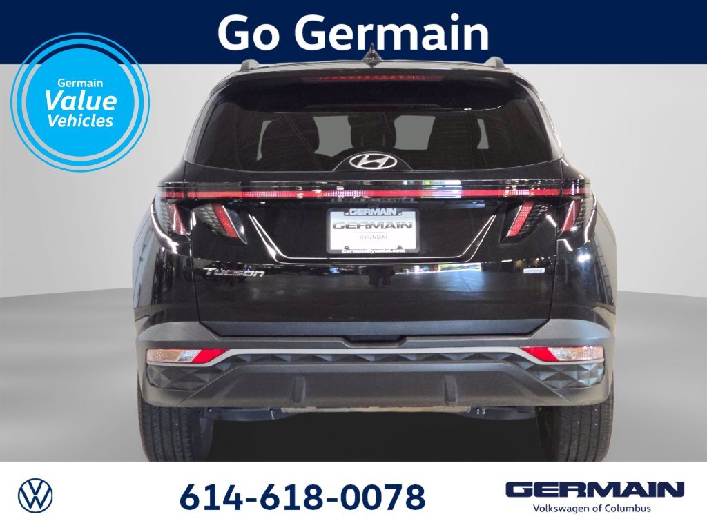 Used 2023 Phantom Black Hyundai SEL image 9