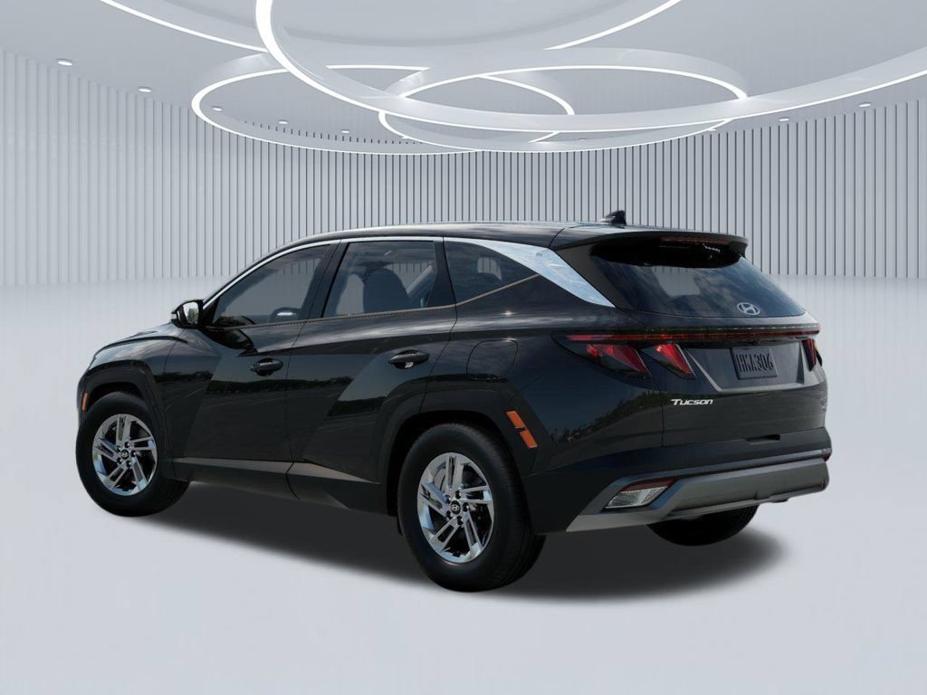 New 2026 Phantom Black Hyundai SE image 5