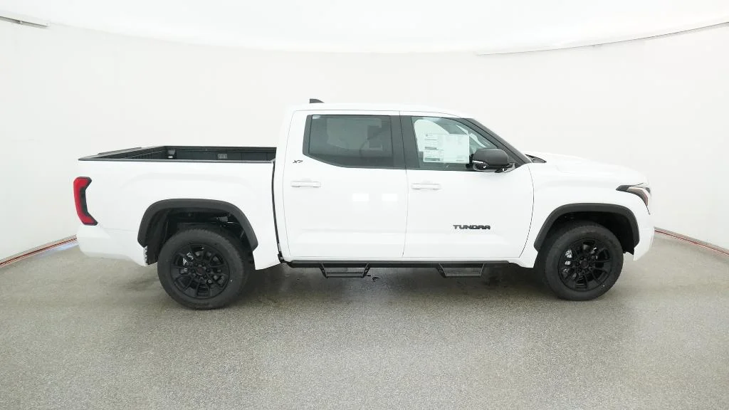 New 2026 Ice Cap Toyota SR5 image 32