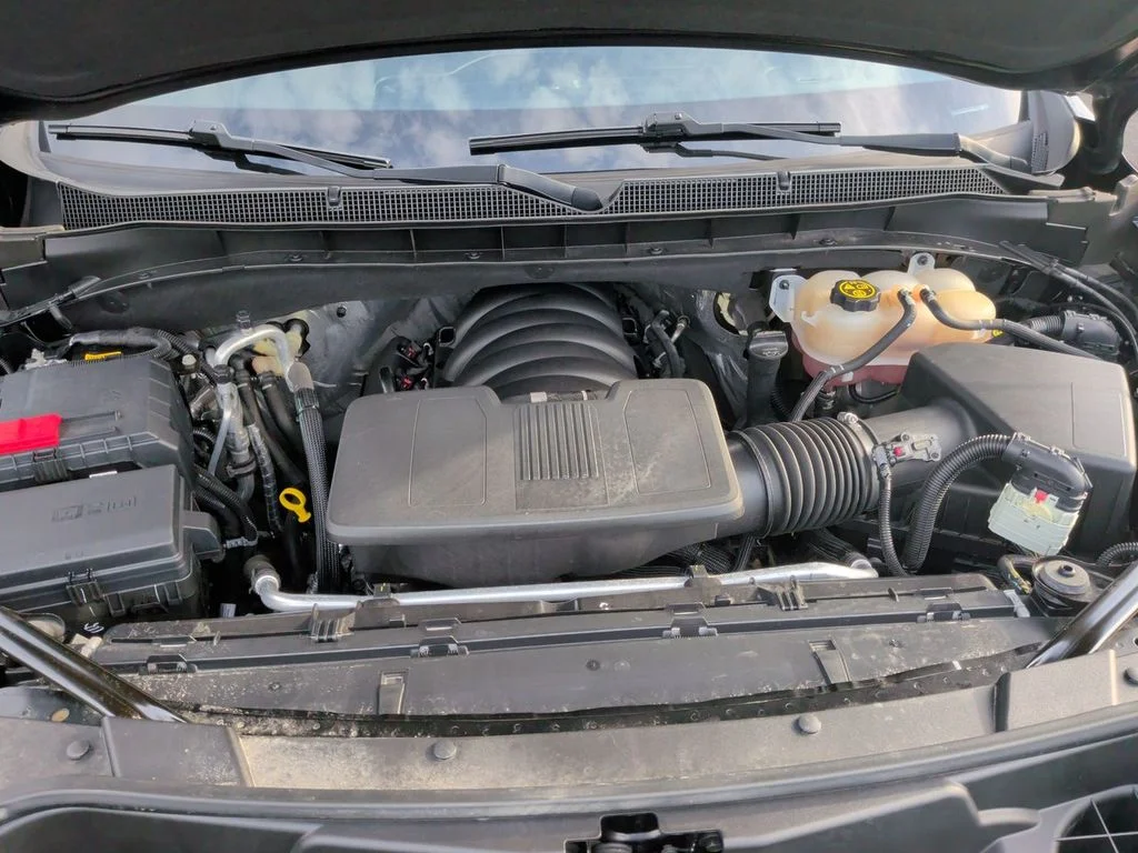 Used 2023 Black Chevrolet RST image 28