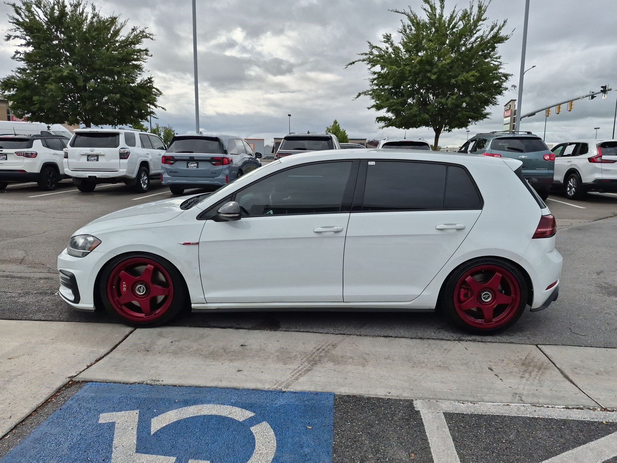 Used 2020 Pure White Volkswagen S image 6