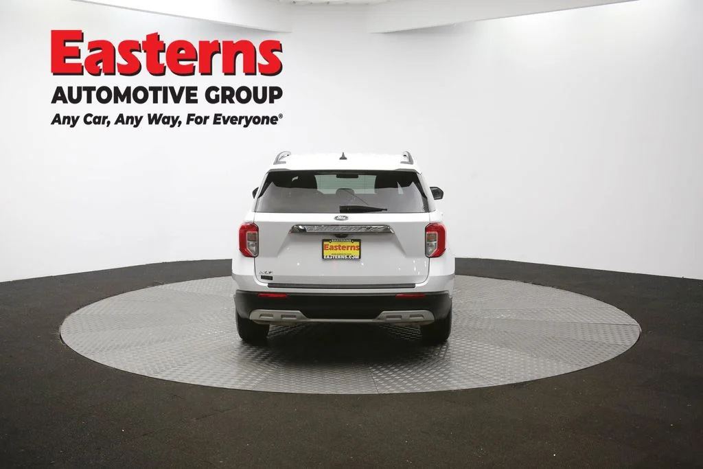 Used 2023 White Ford XLT image 36
