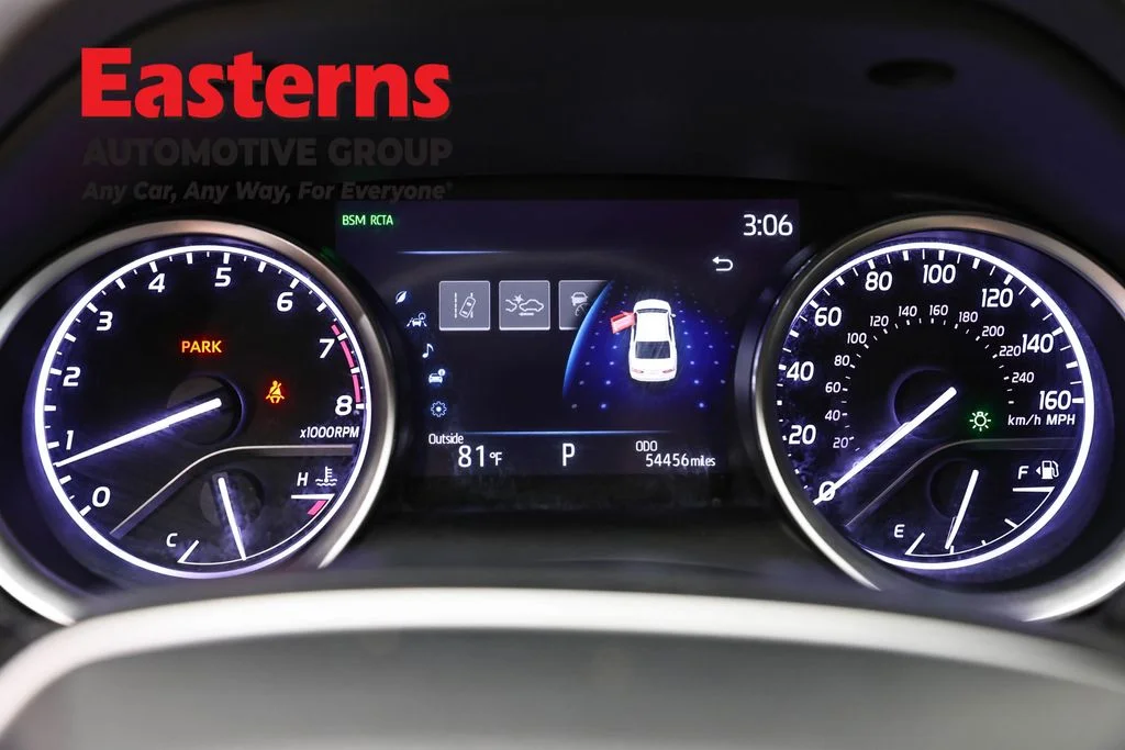 Used 2021 Red Toyota XLE image 17
