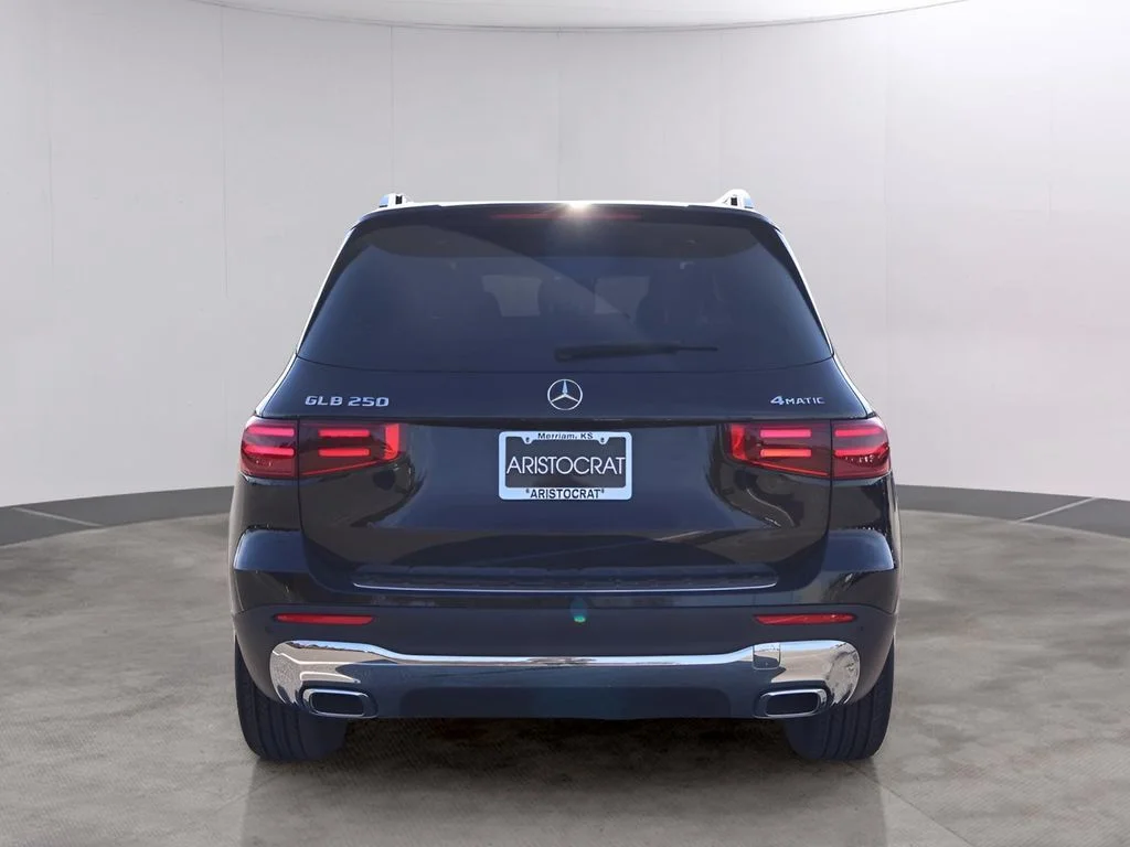 New 2026 Cosmos Black Metallic Mercedes-Benz GLB 250 image 6