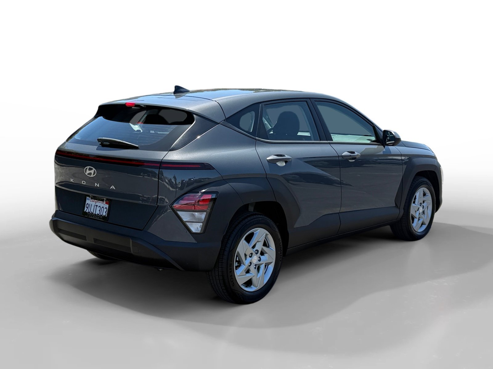 Certified Used 2026 Gray Pearl Hyundai SE image 5