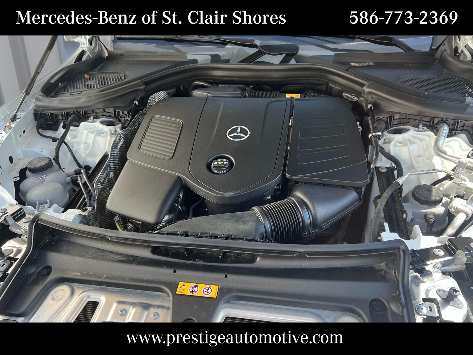 Certified Used 2025 White Mercedes-Benz GLC 300 image 12