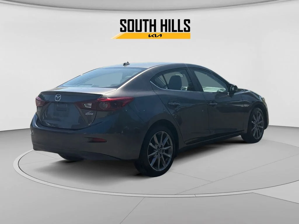 Used 2018 Gray Mazda Grand Touring image 5