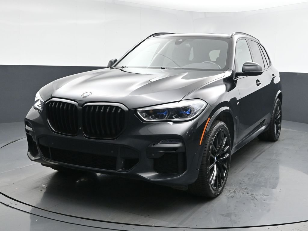 Used 2021 Black BMW M50i image 1