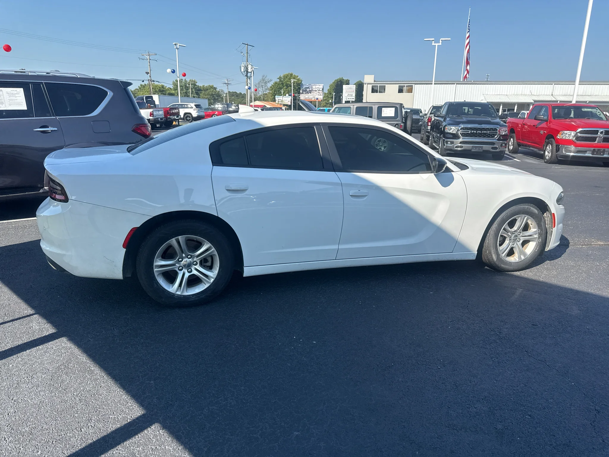 Used 2023 White Knuckle Clearcoat Dodge SXT image 4