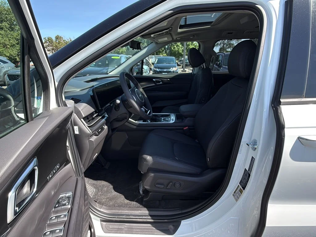 New 2026 White Kia SX Prestige image 32