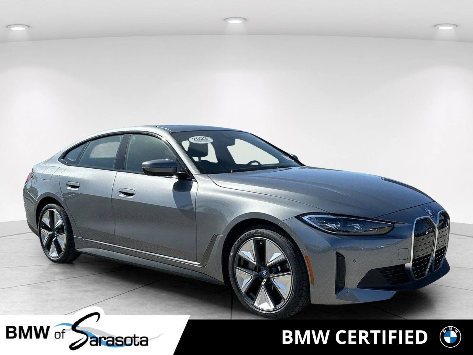 2023 BMW i4 eDrive35's photo
