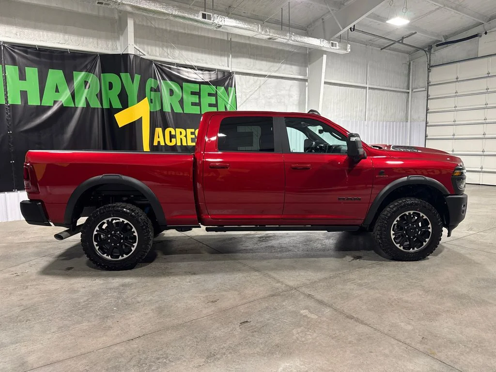 New 2026 Molten Red Pearl-Coat Exterior Paint RAM Rebel image 4