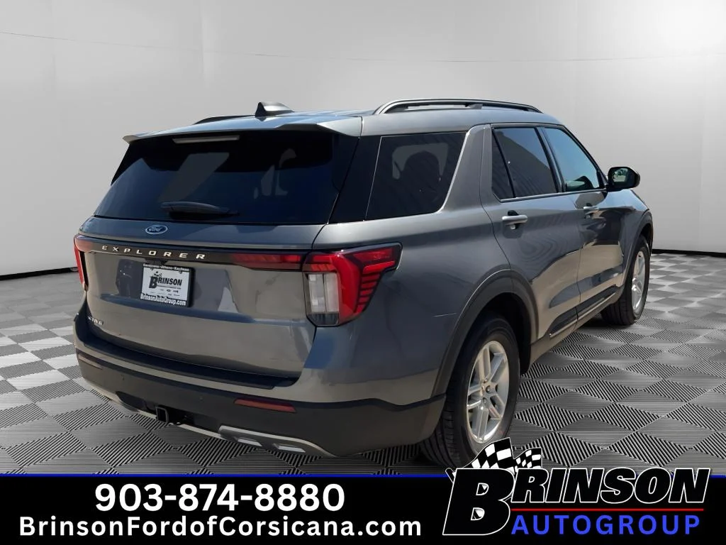 New 2026 Carbonized Gray Metallic Ford Active image 5