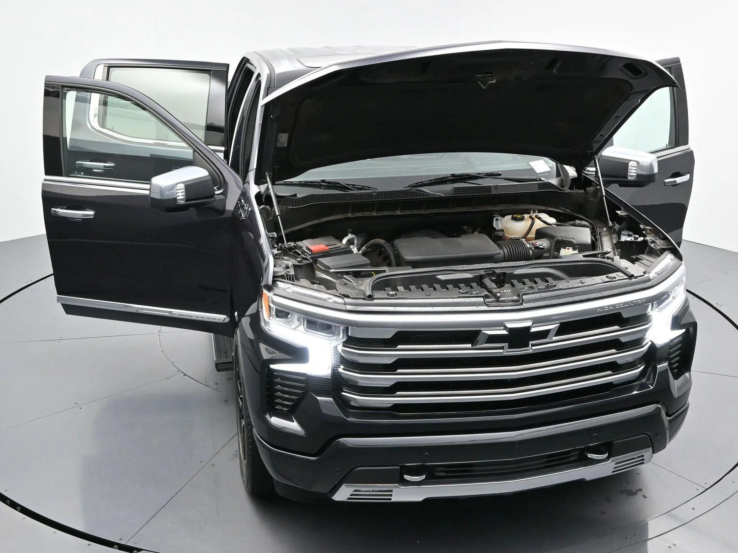 Used 2023 Dark Ash Metallic Chevrolet High Country image 39