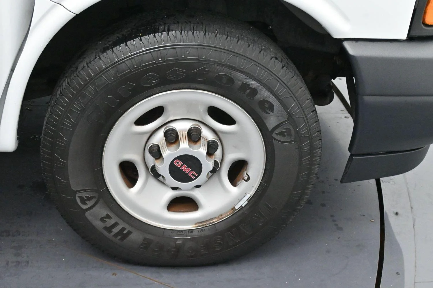 Used 2018 Summit White GMC 2500 image 26