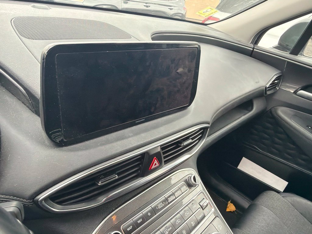 Used 2023 Gray Hyundai SEL image 10